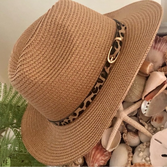 NWT! Chocolate Brown Animal Print Hat - Picture 2 of 8